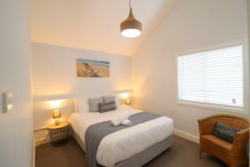 Bluewater Executive Villa In Raffertys Resort