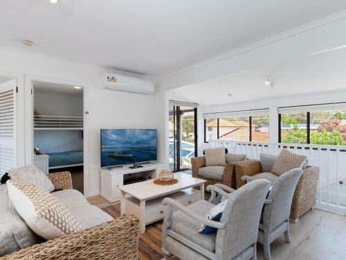 Blue Waters 7 Cook St Pet Friendly And Water Views