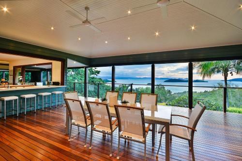 Whitsunday Waters On Hamilton Island