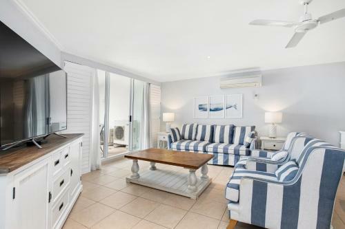Apartamento Hamptons Meets Hervey Bay Oaks Resort