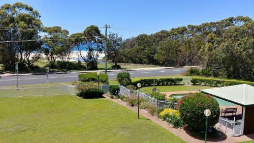 Fathoms Apartment 18/1a Mitchell Pde - All Linen Provided