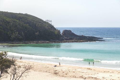 Pa's Beach House - Apartment 2