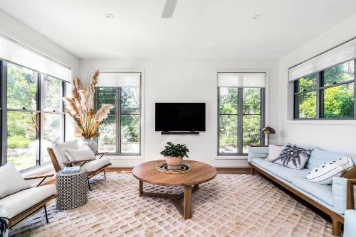 Villa A Perfect Stay - Shore Beats Work