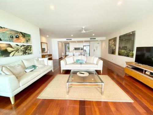 Direct Beach Access ? 3 Bed Apart - Cabarita Beach