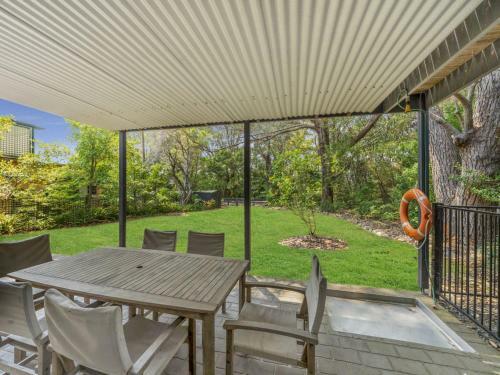 Kookaburra House At Vincentia 4pm Check Out Sundays