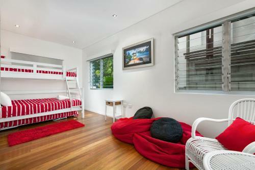 Contemporary & Central, Sunshine Beach