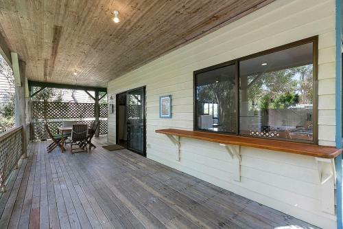 The Beach House, Sunshine Beach