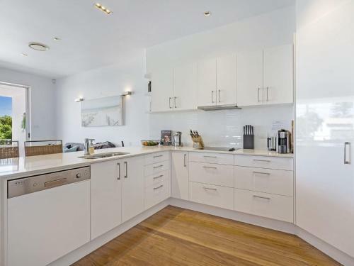 Living The Dream @ Corlette