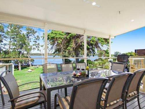 Sanctuary On The Bay - Fish Or Kayak From The Yard