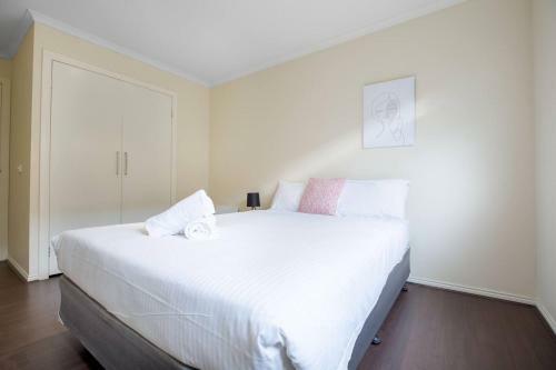 Magnificent Lux Stay@mont Albert 4br/wifi/garage