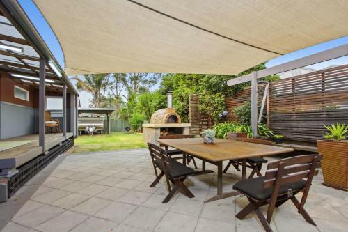 3 Macleay St, Narrawallee