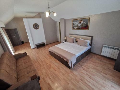 Soprano Hotel