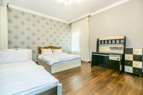Apartment On 28 Mall
