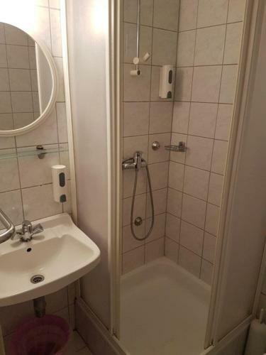Hostal Pansion Park