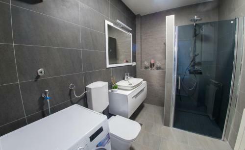 Luxury Apartment Infinity