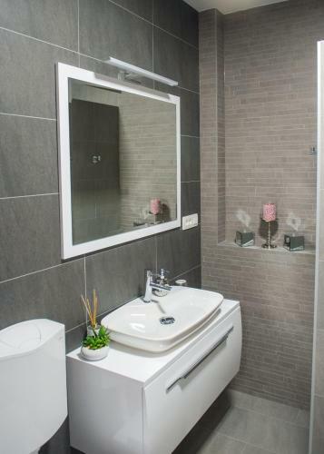 Luxury Apartment Infinity