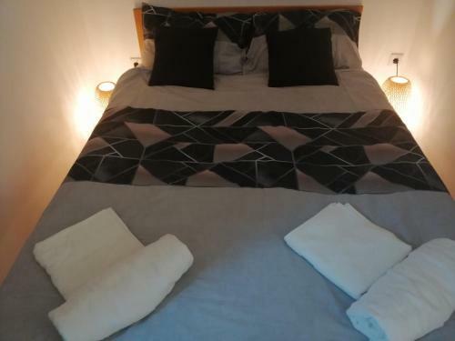 Small (34m2) Modern Apartment With Parking Place