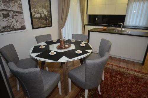 Apart Hotel Family