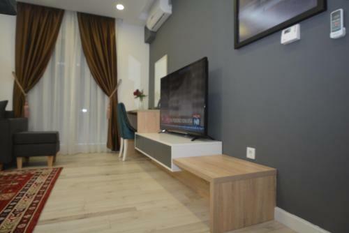 Apart Hotel Family