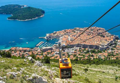 Luxury Villa Branko With Private Pool Near Dubrovnik