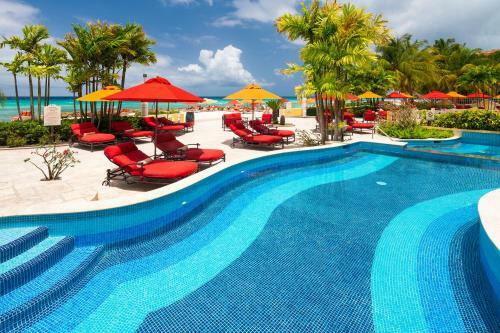 Hotel O2 Beach Club & Spa