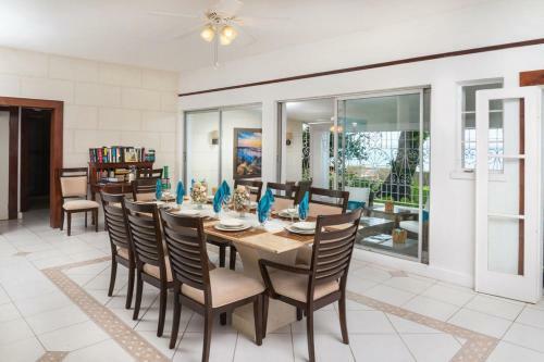 Villa West We Go By Blue Sky Luxury