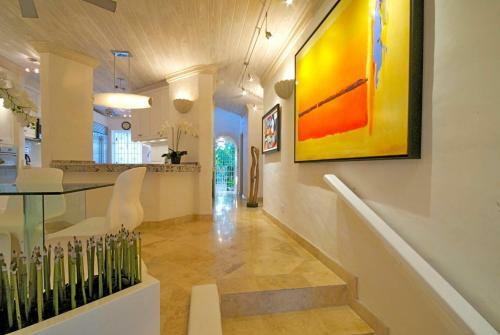 Villa Emerald Beach 4 Plumbago