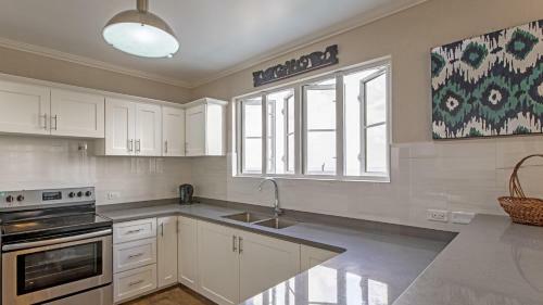 Sea View Townhouse B