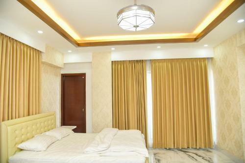 Hotel The69 Service Apartment