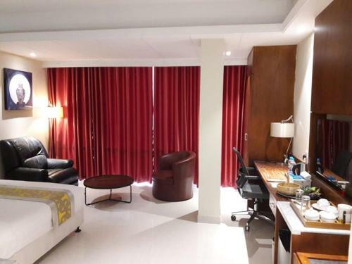 Hotel Annex Suites