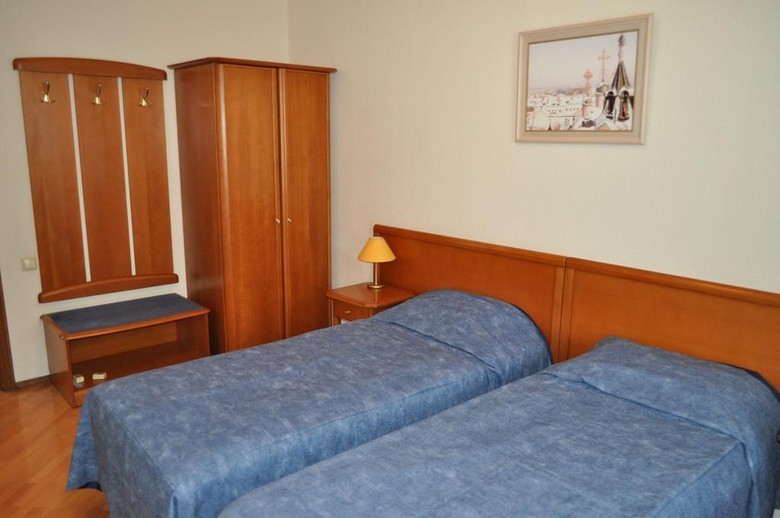 Ozerkovskaya Hotel