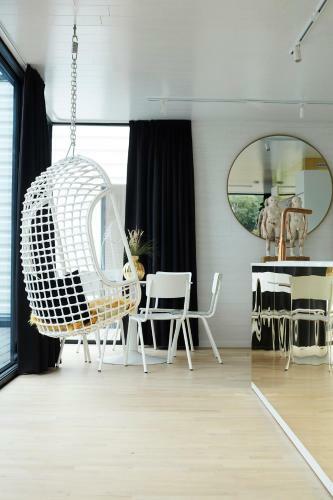 B&B Armalot By Julia