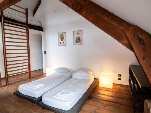 Holiday Home In Den�e, Halfway Between Namur And Charleroi
