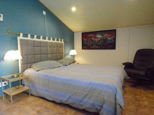 Expansive Holiday Home In Ardennes With Jacuzzi