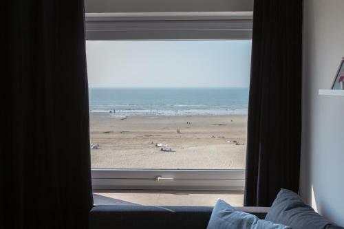 Ostend Luxury Seasight Apartment