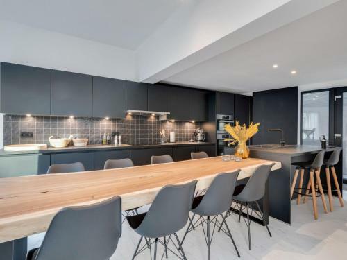Classy Holiday Home In Oostende Near Beach