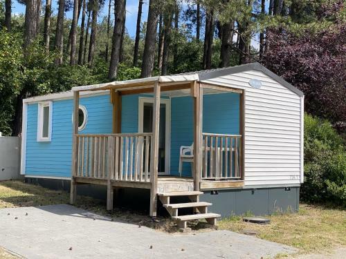 Neat Chalet With Microwave, Antwerp At 39 Km