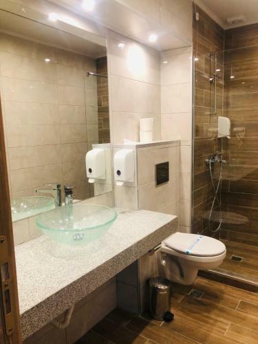 Avenue Hotel Deluxe