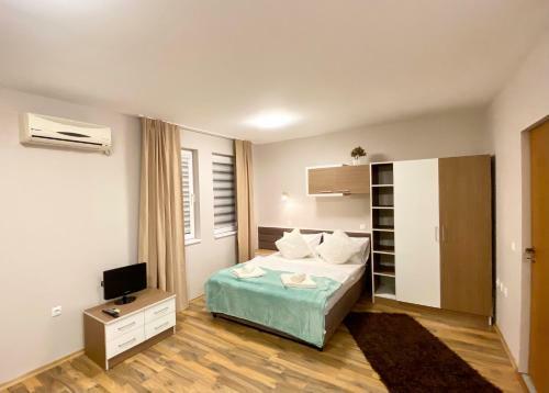 Apartment Perushtiza 1