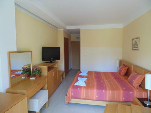 Oasis Park Hotel All Inclusive Beachfront By Asteri Hotels