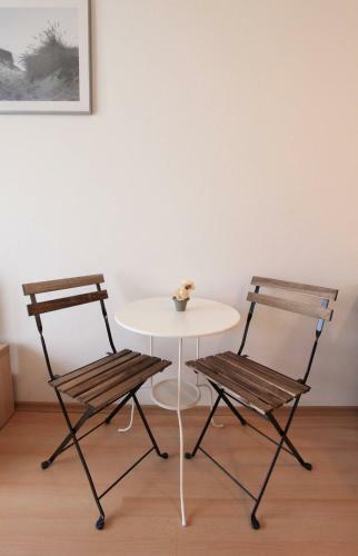 Charming 1 Bedroom Apartment
