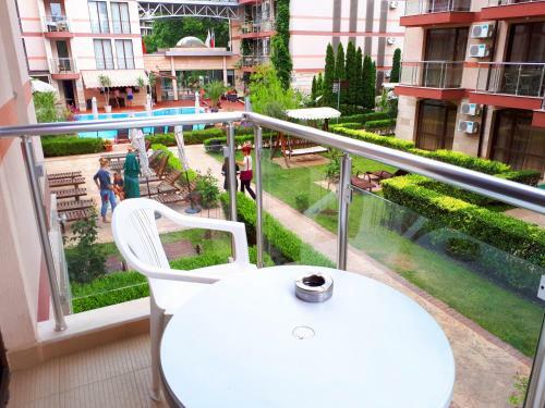 Hotel Menada Lux - Tarsis