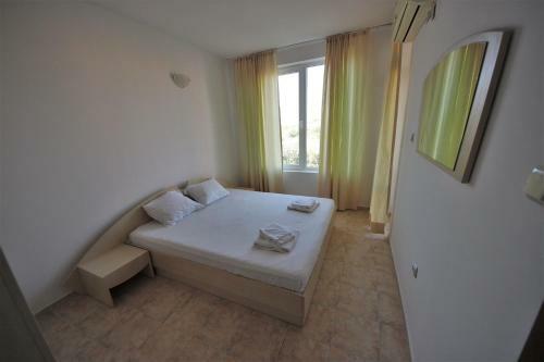 Sunny Day 2 Menada Apartments