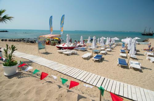 Hotel Nevis Resort & Aqua Park - All Inclusive