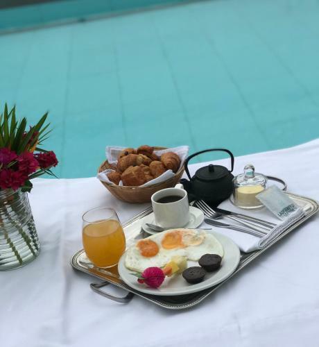 Livingstone Hotel