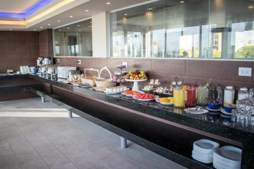 Hotel Delfines Collection Equipetrol