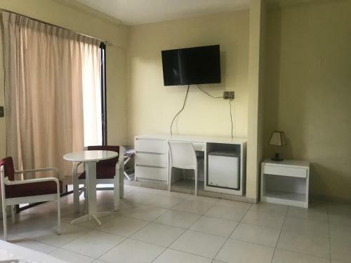 Hotel Viru Viru II