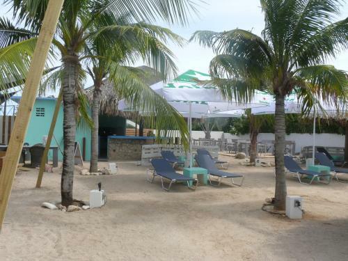 Apartment 1 And 5 In Windsock Beach Resort