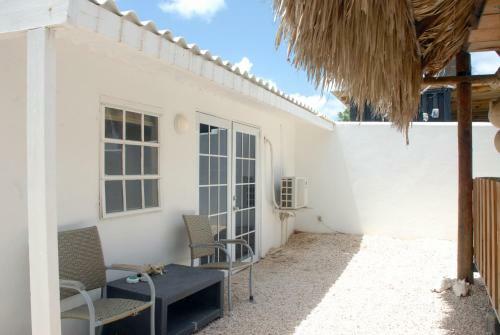 Bed & Breakfast Bnbbonaire Near The Ocean