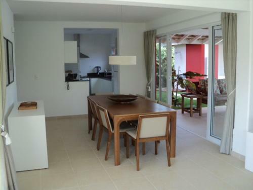 Casa de Luxo Costa Do Sau�pe - Ba